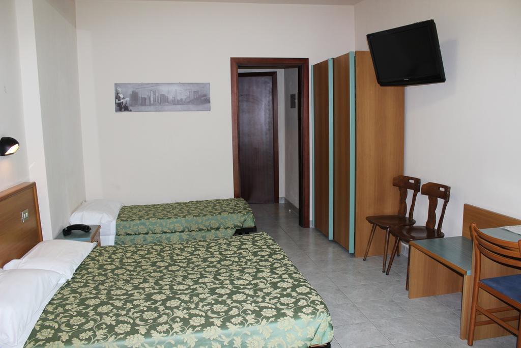 Albergo Napoleone Sant'Ambrogio di Valpolicella Bagian luar foto