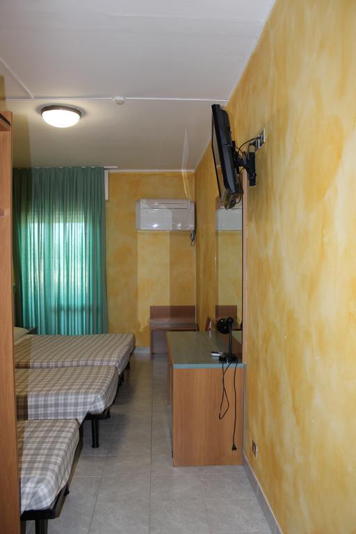 Albergo Napoleone Sant'Ambrogio di Valpolicella Bagian luar foto
