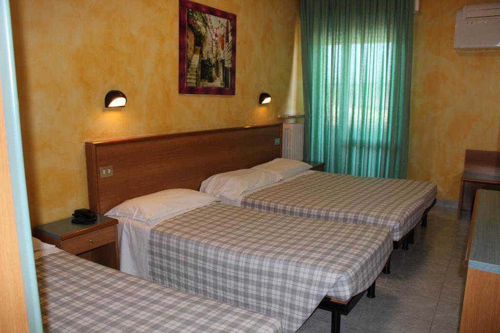 Albergo Napoleone Sant'Ambrogio di Valpolicella Bagian luar foto